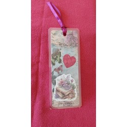 Marque-page, scrapbooking, livres, fleurs, coeur fushia 1