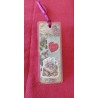 Marque-page, scrapbooking, livres, fleurs, coeur fushia 1