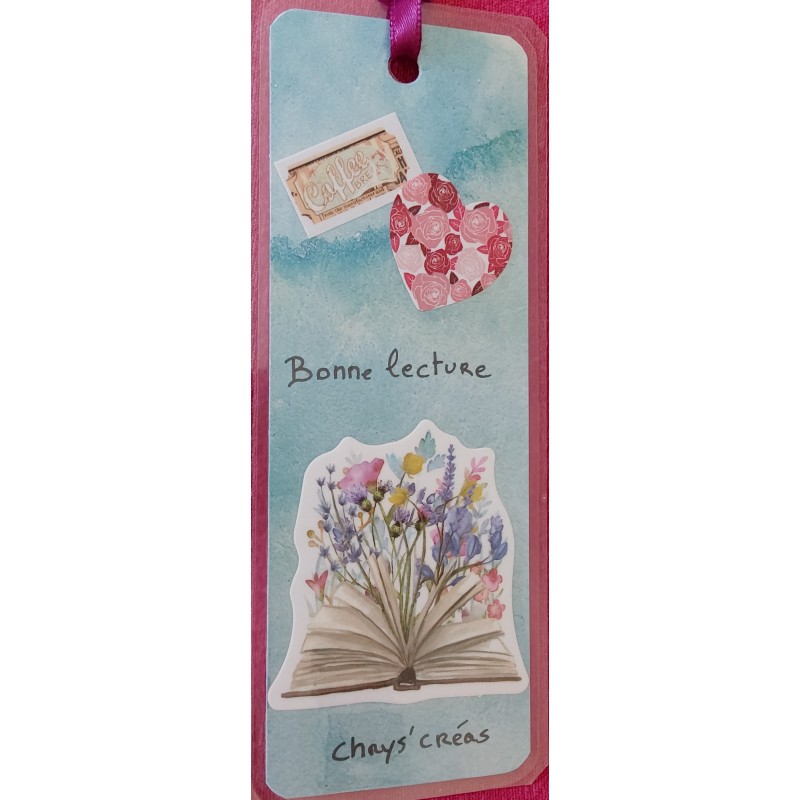 Marque-page, scrapbooking, livres, fleurs, cœurs, fond bleu 3