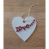 Cœur blanc en bois, aquarelle, love avec 4 coeurs